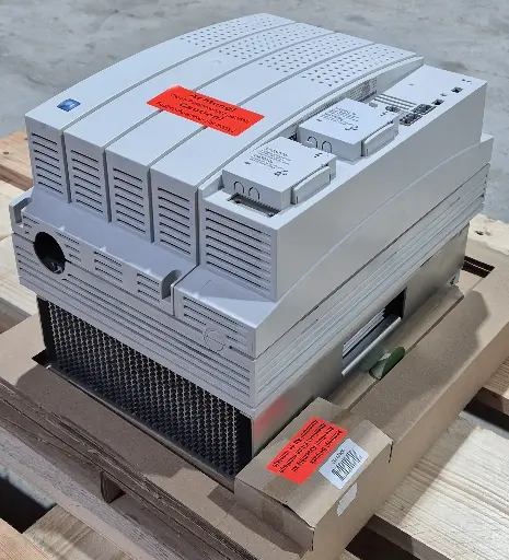 [E82EV153K4B201XX4C37] LENZE  Frequenzumrichter 8200 vector